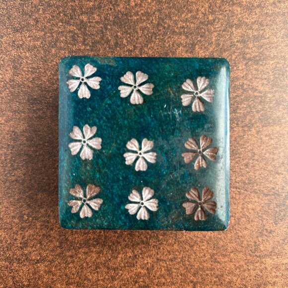 Blue Green Stone Trinket Box with Flower Inlay - Picture 1 of 8